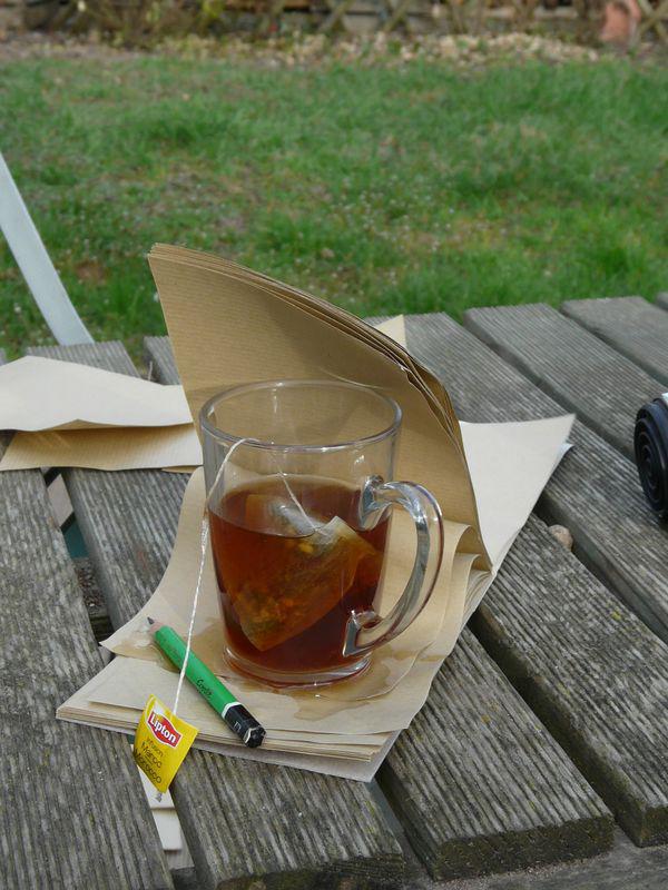 Cup &#38; wind (staging)